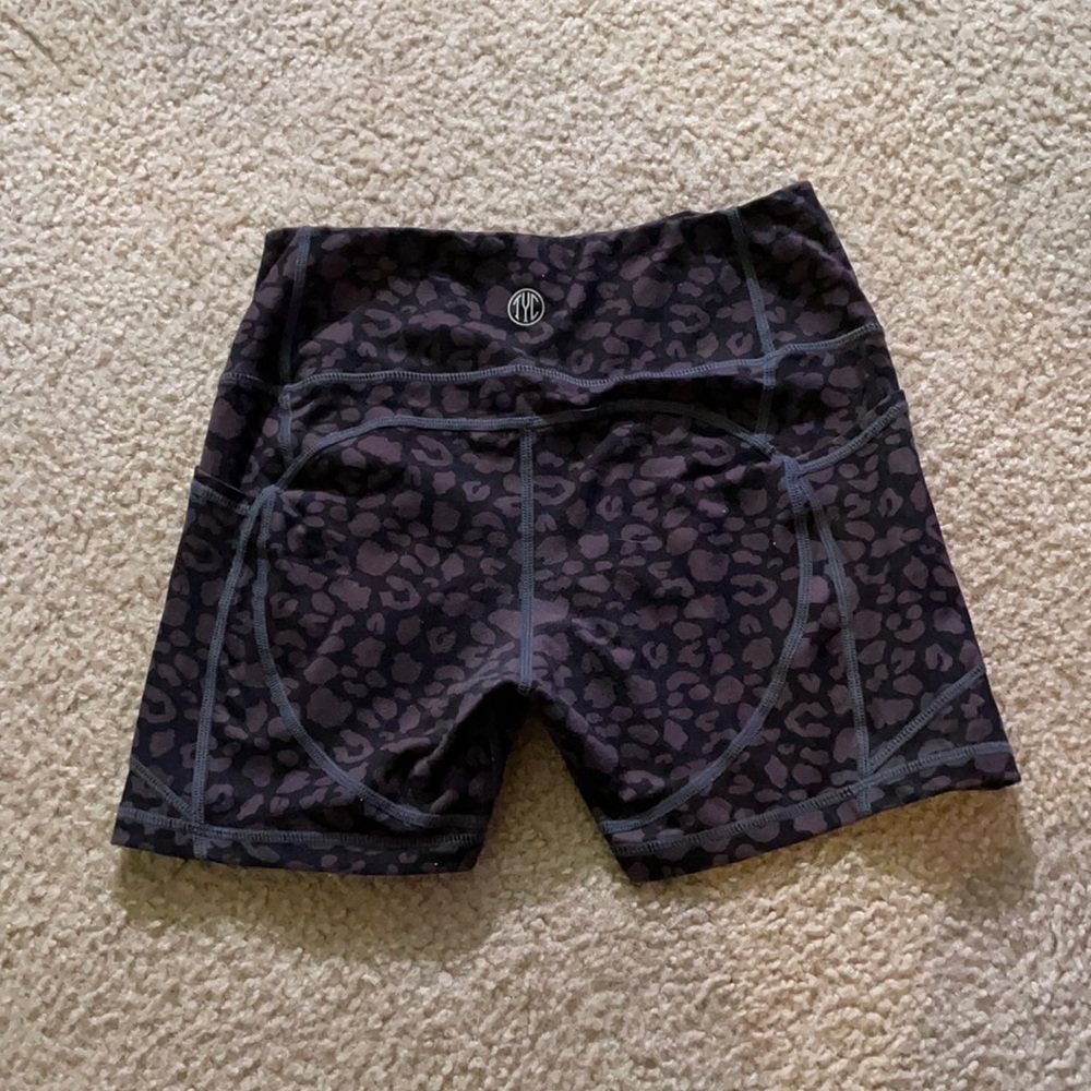 TIl you collapse leopard heart shorts